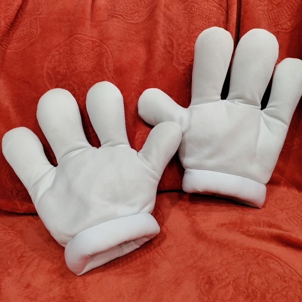Disney Parks Mickey Mouse white puffy gloves